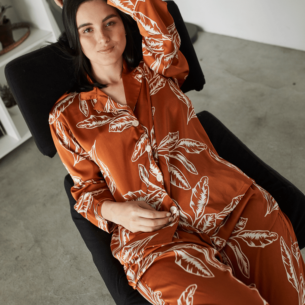 Flores Naranjas de seda